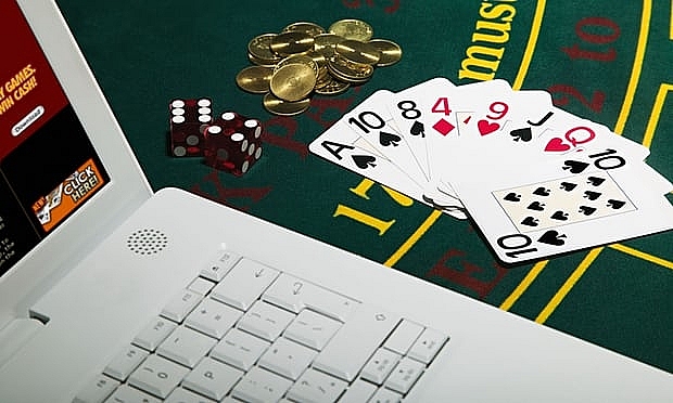 Trước sự hỗn loạn của cờ bạc trực tuyến, tại sao không chặn “rửa tiền” qua ngân hàng?