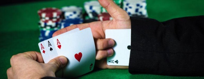 Tổng hợp các dụng cụ đánh bạc bịp phổ biến nhất